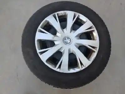 Pièce détachée automobile d'occasion pneu pour peugeot 208 active références oem iam 185-65-15 88t  