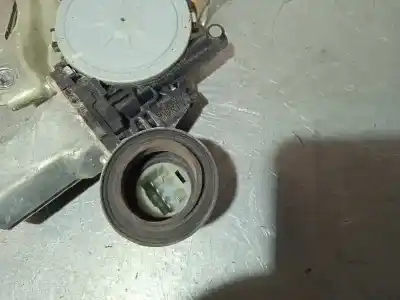 Автозапчасти б/у регулятор стекла переднего правого за toyota rav 4 iii (_a3_) 2.2 d 4wd (ala30_) ссылки oem iam 8571035180  8571035180