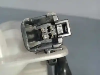 Peça sobressalente para automóvel em segunda mão motor de sofagem por toyota auris hybrid active referências oem iam g923012010 4 pins 1173005162