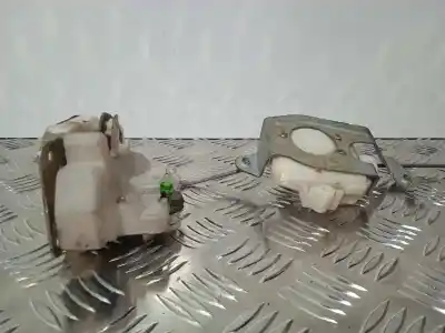 Автозапчастина б/у замок заднього правого дверя для mitsubishi l 200 (k6/7) 2.5 td cat посилання на oem iam   
