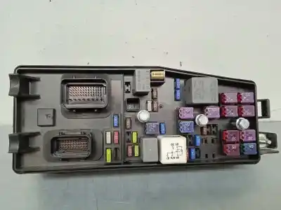 Second-hand car spare part fuse box unit for kia carnival 2.9 crdi vgt active oem iam references 919504d050