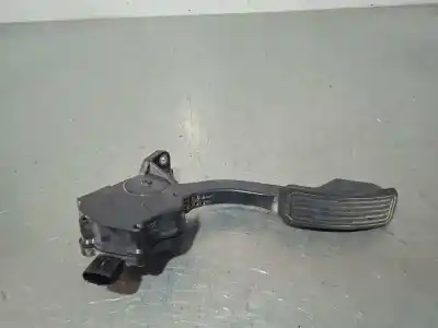 Second-hand car spare part accelerator pedal for toyota prius (nhw30) plug-in hybrid advance oem iam references 7811012010 7811012010 