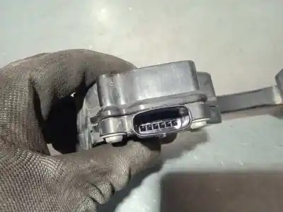 Second-hand car spare part accelerator pedal for toyota prius (nhw30) plug-in hybrid advance oem iam references 7811012010 7811012010 