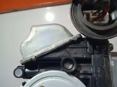 Автозапчастина б/у регулятор скла заднього правого для toyota prius (nhw30) plug-in hybrid advance посилання на oem iam 8571047080  