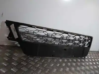 Pièce détachée automobile d'occasion grille de pare-chocs central pour dacia sandero stepway références oem iam 622541081r  