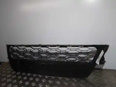Pièce détachée automobile d'occasion grille de pare-chocs central pour dacia sandero stepway références oem iam 622541081r  