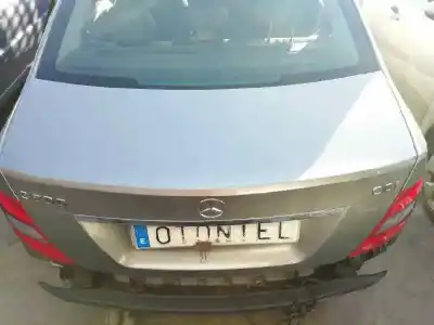 Piesă de schimb auto la mâna a doua capotã spate porbagaj pentru mercedes clase c (w204) berlina c 220 cdi (204.008) referințe oem iam a2047500075  