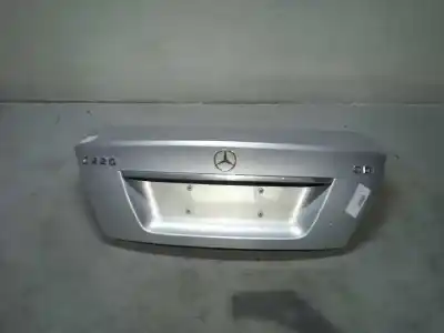 Second-hand car spare part trunk lid for mercedes clase c (w204) berlina c 220 cdi (204.008) oem iam references a2047500075  