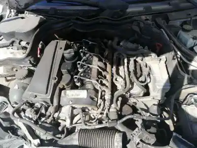 Pièce détachée automobile d'occasion moteur complet pour mercedes-benz clase c (w204) berlina c 220 cdi (204.008) références oem iam om646811  