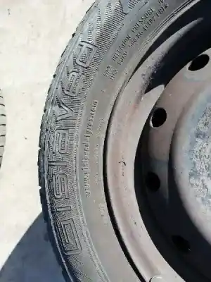 Peça sobressalente para automóvel em segunda mão pneu por citroen berlingo 1.9 d x familiar referências oem iam 175-70-14 84t  