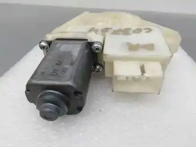 Second-hand car spare part right front window motor for seat toledo (kg3) reference oem iam references 5ja959812j 5ja959812k 6 pins 5ja959812e