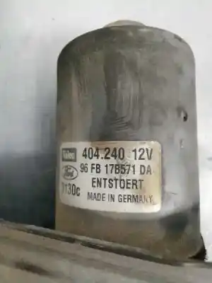 İkinci el araba yedek parçası ön silecek motoru için ford puma (cce) 1.4 oem iam referansları 96fb17b571da 5 pins 404240