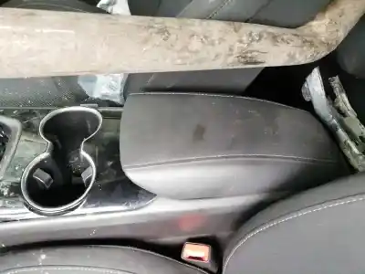 Piesă de schimb auto la mâna a doua cotiera centrala pentru ford mondeo lim. trend referințe oem iam 