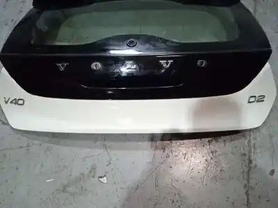 Second-hand car spare part tailgate for volvo v40 (2012->) 2.0 inscription [2.0 ltr. - 140 kw diesel cat] oem iam references 32227622  