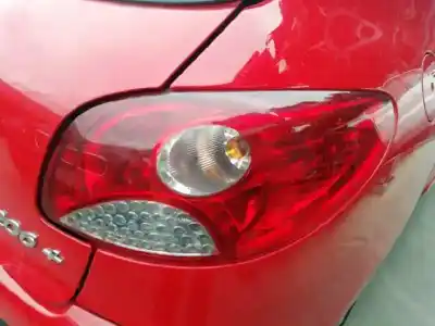 Pezzo di ricambio per auto di seconda mano luci posteriori destra per peugeot 206+ básico riferimenti oem iam 9685618180