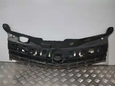 Pièce détachée automobile d'occasion grille avant pour opel astra gtc cosmo références oem iam 13241968 95643702 13241965