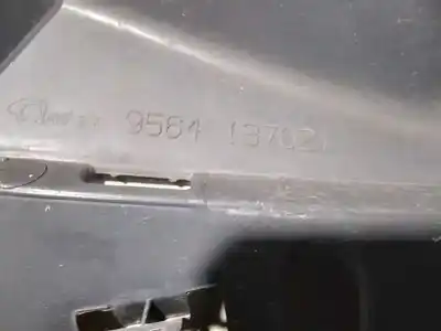 Pièce détachée automobile d'occasion grille avant pour opel astra gtc cosmo références oem iam 13241968 95643702 13241965