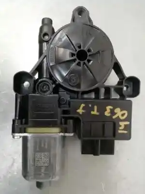 Автозапчасти б/у мотор заднего левого стекла за seat leon st (5f8) reference plus ссылки oem iam 5q0959811a 5 pins 0130822725