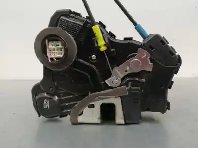 Автозапчасти б/у замок левой передней двери за toyota auris (_e15_) 1.4 d-4d (nde150_) ссылки oem iam 6904002210 6 cables 6904042241