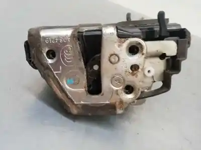 Автозапчасти б/у замок задней левой двери за toyota auris (_e15_) 1.4 d-4d (nde150_) ссылки oem iam 6906002170 4 cables 690600f030