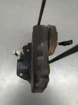 Автозапчасти б/у замок задней левой двери за toyota auris (_e15_) 1.4 d-4d (nde150_) ссылки oem iam 6906002170 4 cables 690600f030