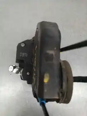 Автозапчасти б/у замок задней правой двери за toyota auris (_e15_) 1.4 d-4d (nde150_) ссылки oem iam 6905002180 4 cables 690500f030