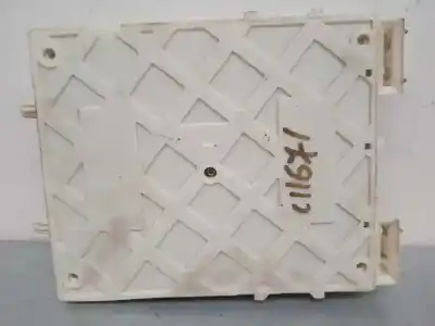 Second-hand car spare part fuse box unit for volvo v40 kinetic oem iam references 31453132  