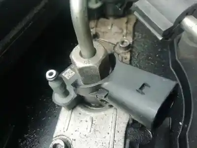 Recambio de automóvil de segunda mano de inyector para volkswagen eos (1f7) 2.0 tdi referencias oem iam 0445116030 03l130855x 03l130277