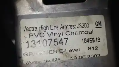 Piesă de schimb auto la mâna a doua cotiera centrala pentru opel vectra b berlina 2.2 16v dti cat (y 22 dtr / l50) referințe oem iam 13107547  