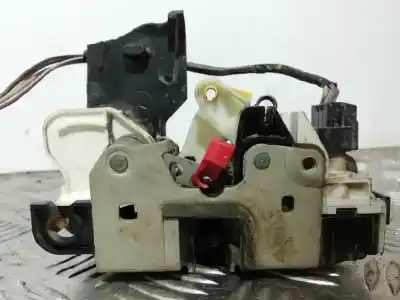 Second-hand car spare part front right door lock for dodge caliber s oem iam references 04589416ad  