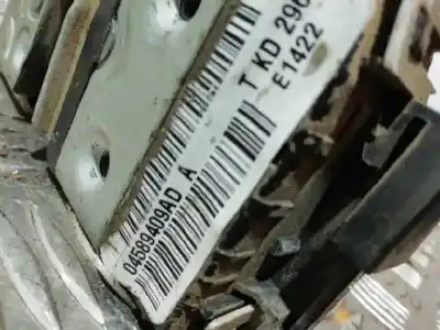 Second-hand car spare part left front door lock for dodge caliber s oem iam references 04589409ad  