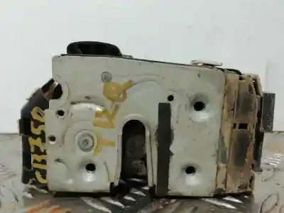 Second-hand car spare part rear left door lock for dodge caliber s oem iam references   