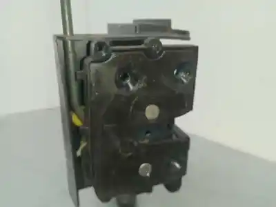 Peça sobressalente para automóvel em segunda mão fechadura da porta traseira esquerda por hyundai accent (mc) gl referências oem iam 