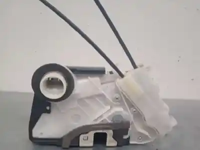 Second-hand car spare part left front door lock for toyota yaris hybrid active oem iam references t4311140f1