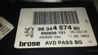 Pièce détachée automobile d'occasion moteur lève vitre avant droit pour peugeot 307 break / sw (s1) break xs références oem iam 9634557480  