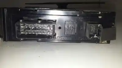 Pièce détachée automobile d'occasion moteur lève vitre avant droit pour peugeot 307 break / sw (s1) break xs références oem iam 9634557480  