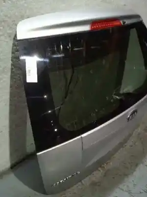 Second-hand car spare part tailgate for kia carnival 2.9 crdi vgt active oem iam references 737004d031  