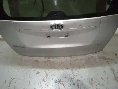 Second-hand car spare part tailgate for kia carnival 2.9 crdi vgt active oem iam references 737004d031  