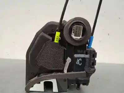 Автозапчастина б/у замок дверей заднього лівого для toyota auris (_e15_) 1.4 d-4d (nde150_) посилання на oem iam 6906002170 4 pins 690600f030