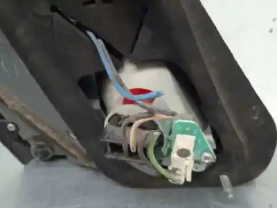 Автозапчасти б/у внутренний правый задний фонарь за lexus ls (usf4/uvf4) 4.6 v8 cat ссылки oem iam   