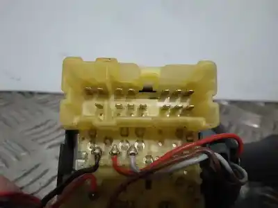 Second-hand car spare part indicator switch for renault clio iv dynamique oem iam references 8201167992  