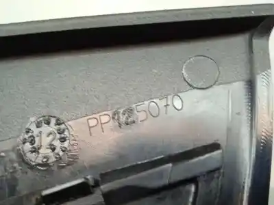 Second-hand car spare part left rearview mirror for peugeot 307 cc (s2) básico oem iam references pp123070 5 cables 