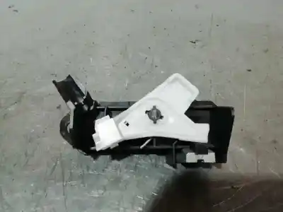 Second-hand car spare part tailgate back door handle for toyota corolla (_e12_) 1.4 d (nde120_) oem iam references   