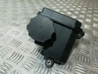 Peça sobressalente para automóvel em segunda mão depósito/reservatório de direção por mercedes-benz viano (639) 3.0 cdi cat referências oem iam a0004602883