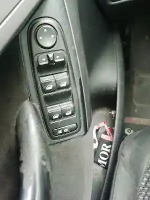 Peça sobressalente para automóvel em segunda mão botão / interruptor elevador vidro dianteiro esquerdo por citroen c4 grand picasso sx referências oem iam 