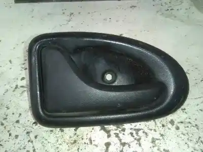 Second-hand car spare part Interior Left Front Handle for NISSAN INTERSTAR MOD. 04 (X70) 2.5 dCi Diesel CAT OEM IAM references   
