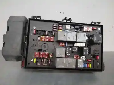 Автозапчасти б/у блок реле/предохранителей за opel astra j lim. cosmo ссылки oem iam 13318782  1110032ab