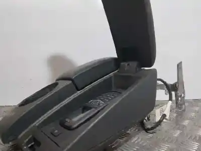 Автозапчастина б/у центральний подлокник для audi q7 (4l) 3.0 tdi посилання на oem iam   