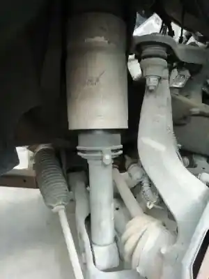 Автозапчастина б/у амортизатор передній лівий для land rover discovery v6 td s посилання на oem iam 22214641