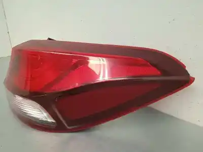 Автозапчастина б/у правий ліхтар для hyundai i30 cw (pd) go посилання на oem iam 92402g4200  